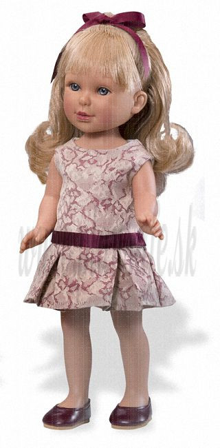 Vestida de Azul Paulina Doll, 33cm in beige and bordeaux dress