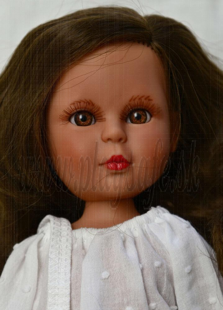 Vidal Rojas Little Naia Love brunette, 35cm white blouse
